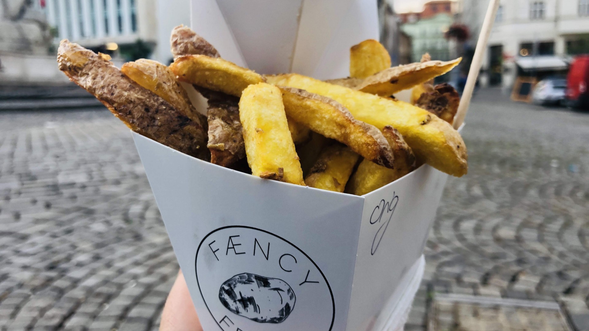 🍟 FÆNCY FRIES Brno - hranolky, jak mají být (recenze)